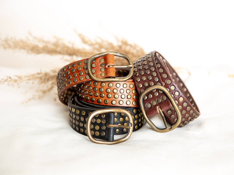 DARK BROWN LEATHER BELT WITH STUDS
