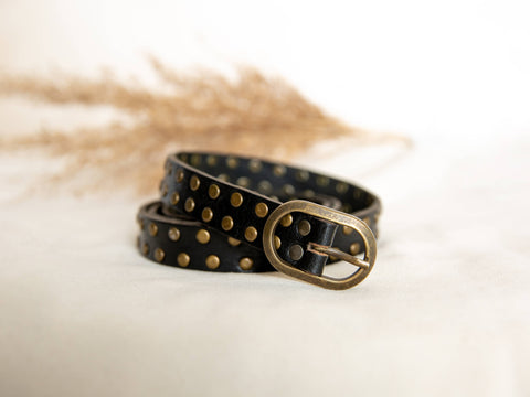 SMALL BLACK LEATHER BELT WITH STUDS