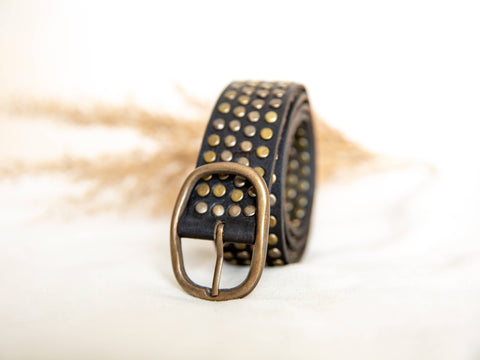 BLACK LEATHER BELT WITH STUDS