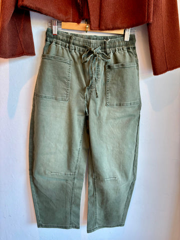 Barrel Jeans