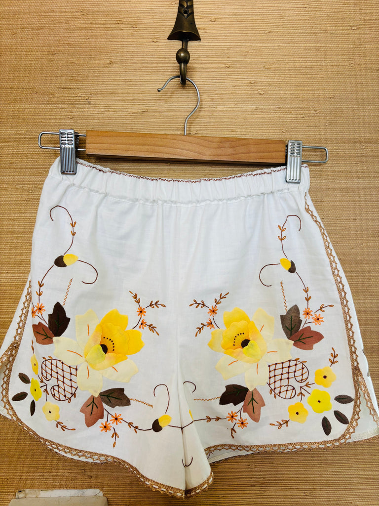Vintage Embroidered Shorts - EVELYN
